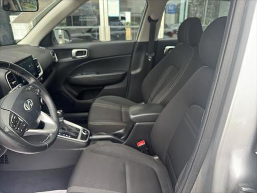2021 Hyundai VENUE SEL
