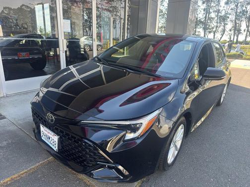Midnight Black Metallic 2023 Toyota Corolla SE