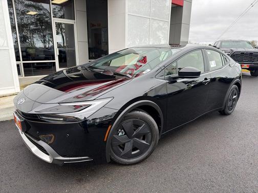 2026 Toyota Prius Plug-In Hybrid SE