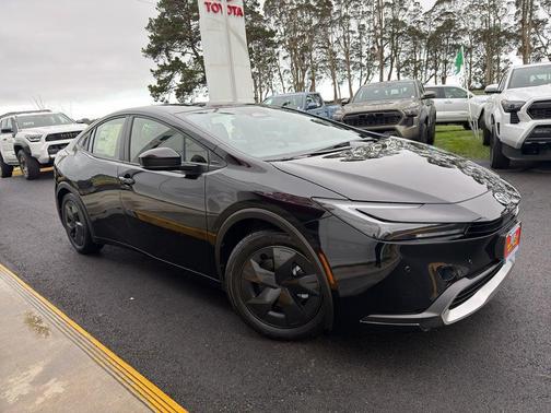 2026 Toyota Prius Plug-In Hybrid SE