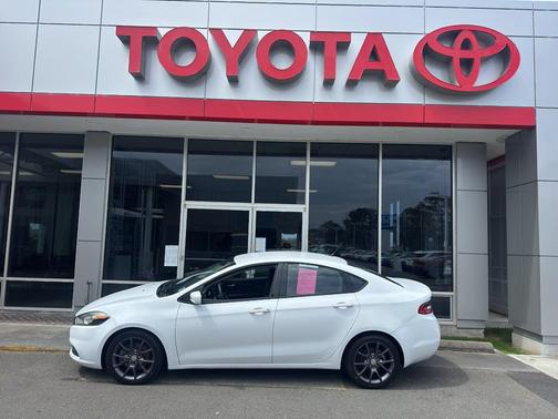 Bright White Clearcoat 2016 Dodge Dart SE