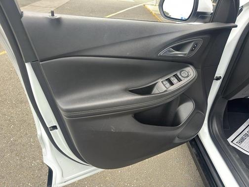 Summit White 2024 Buick Encore GX Sport Touring