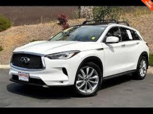 2022 INFINITI QX50 LUXE AWD