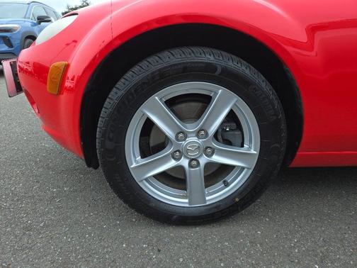 True Red 2006 Mazda MX-5 Miata Touring