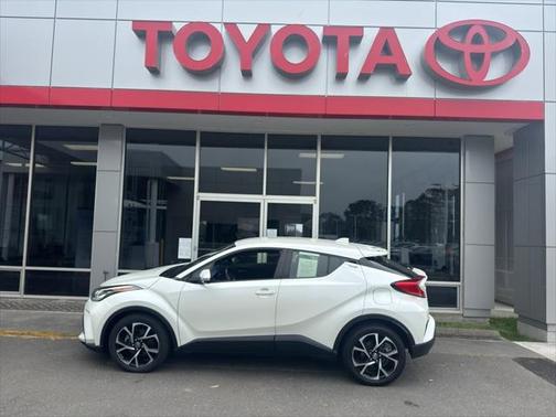 2020 Toyota C-HR XLE