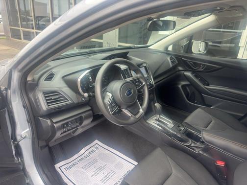 Ice Silver Metallic 2019 Subaru Impreza 2.0i Premium