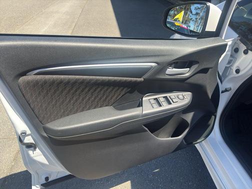 Platinum White Pearl 2020 Honda Fit Sport