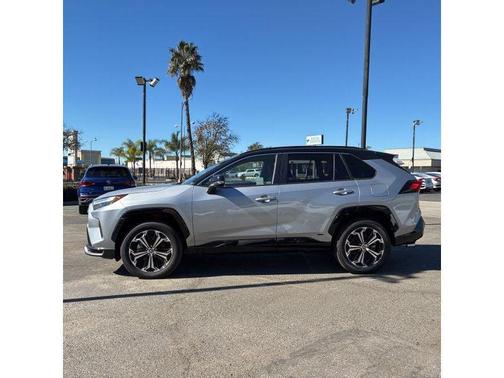 2025 Toyota RAV4 Hybrid SE