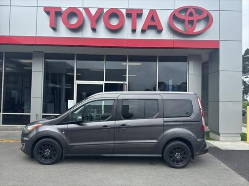 2019 Ford Transit Connect Titanium w/Rear Liftgate