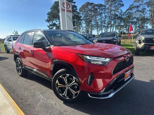2025 Toyota RAV4 Hybrid SE