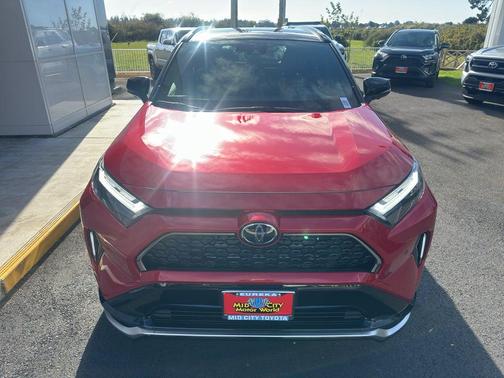 2025 Toyota RAV4 Hybrid SE