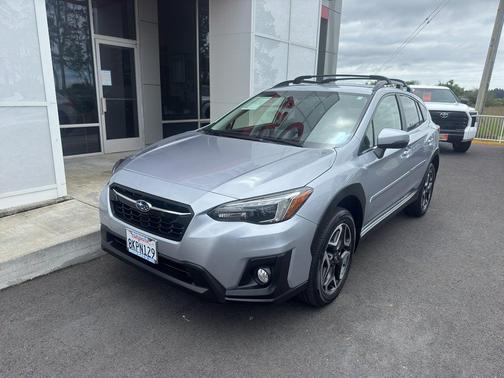 Ice Silver Metallic 2019 Subaru Crosstrek 2.0i Limited