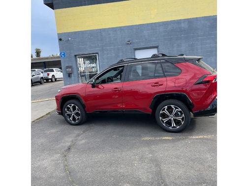 2025 Toyota RAV4 Hybrid SE