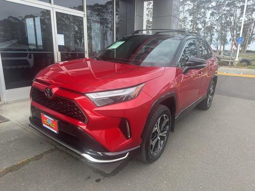 2025 Toyota RAV4 Hybrid SE