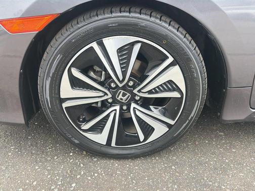Lunar Silver Metallic 2016 Honda Civic EX-T