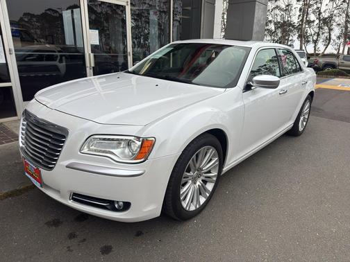 2013 Chrysler 300 S