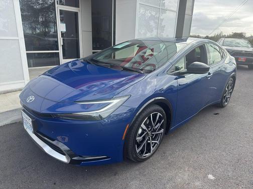 2025 Toyota Prius Plug-In Hybrid XSE