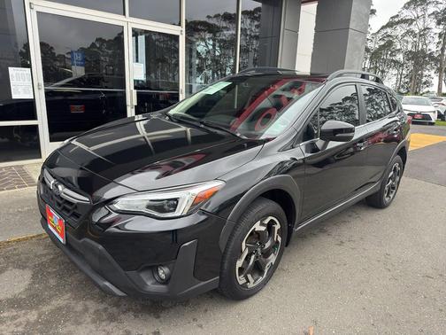 Crystal Black Silica 2022 Subaru Crosstrek Limited