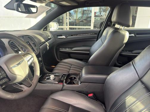 2023 Chrysler 300 S