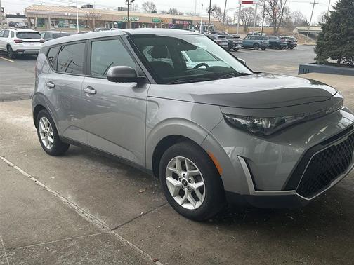 2023 Kia Soul LX