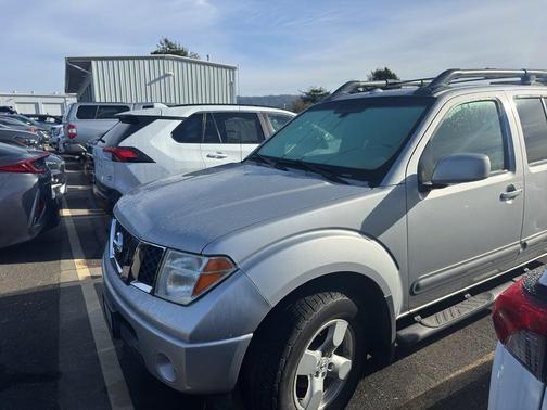 2008 Nissan Frontier LE Crew Cab