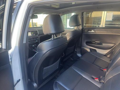 2020 Kia Sportage EX