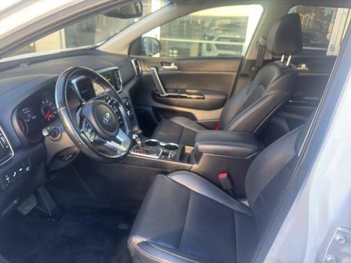 2020 Kia Sportage EX