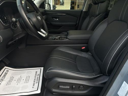Sonic Gray Pearl 2025 Honda Pilot Elite
