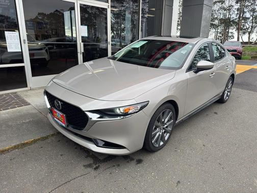 2025 Mazda Mazda3 FWD w/Preferred Package