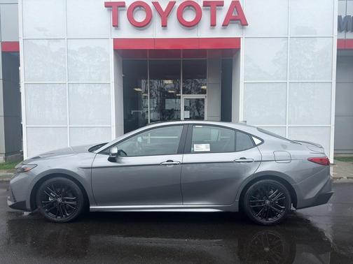 Heavy Metal 2026 Toyota Camry SE