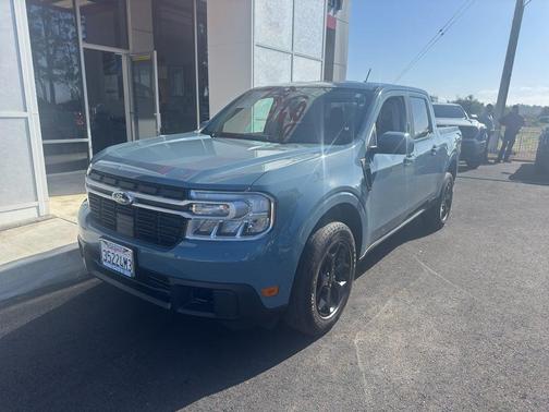 2023 Ford Maverick Lariat