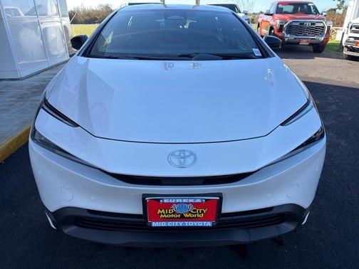 2026 Toyota Prius LE