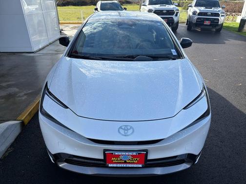 2026 Toyota Prius XLE