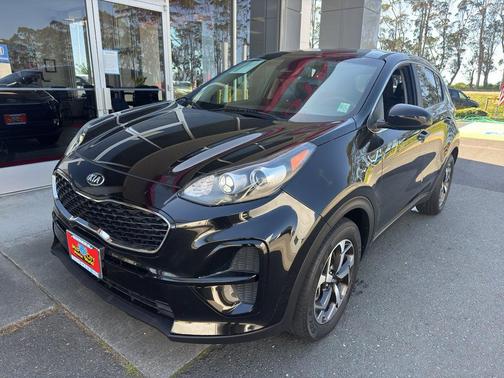 Black Cherry 2021 Kia Sportage LX