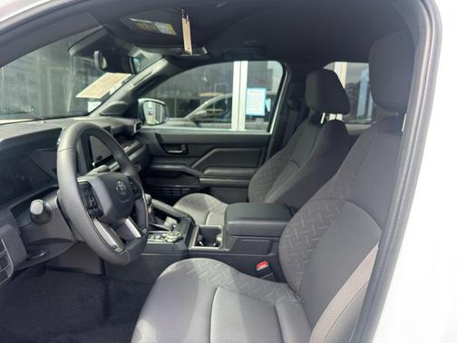 Ice Cap 2024 Toyota Tacoma SR5