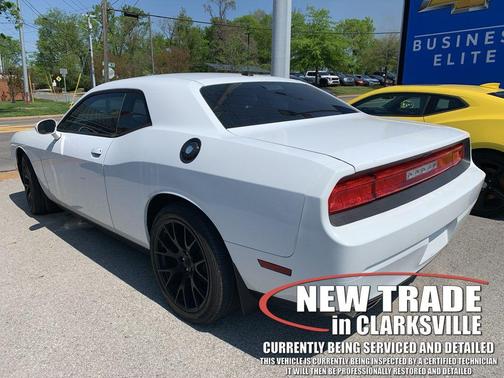 Bright White Clearcoat 2014 Dodge Challenger SXT