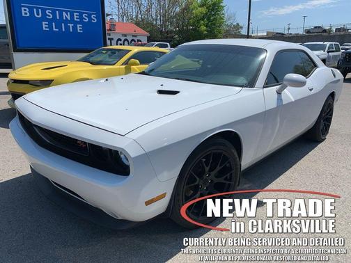 Bright White Clearcoat 2014 Dodge Challenger SXT