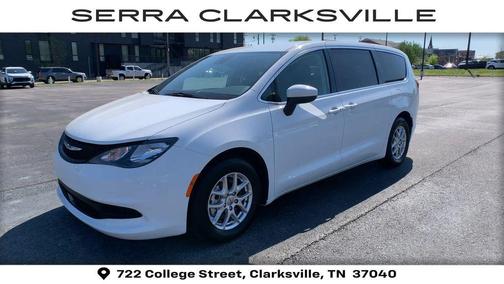 Bright White Clearcoat 2023 Chrysler Voyager LX