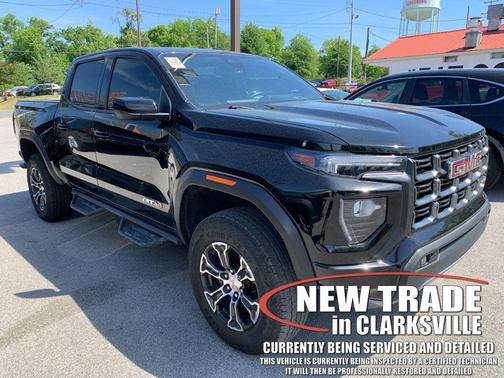 Onyx Black 2023 GMC Canyon AT4