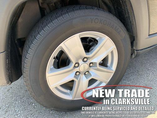 Diamond Black Crystal Pearlcoat 2022 Jeep Compass Latitude