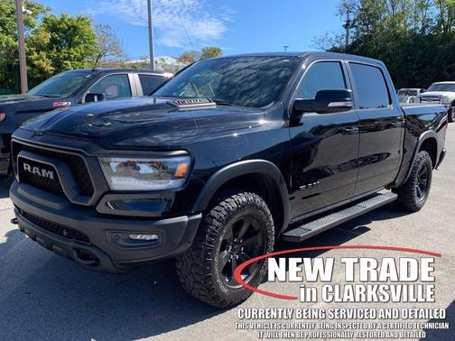 Diamond Black Crystal Pearlcoat 2022 RAM 1500 Rebel