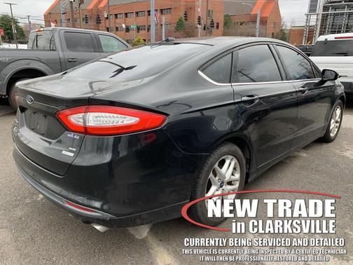 2013 Ford Fusion SE
