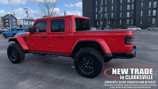 Firecracker Red Clearcoat 2020 Jeep Gladiator Rubicon