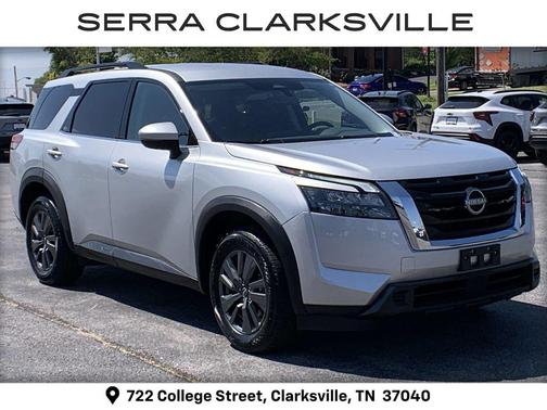 Brilliant Silver Metallic 2024 Nissan Pathfinder SV FWD