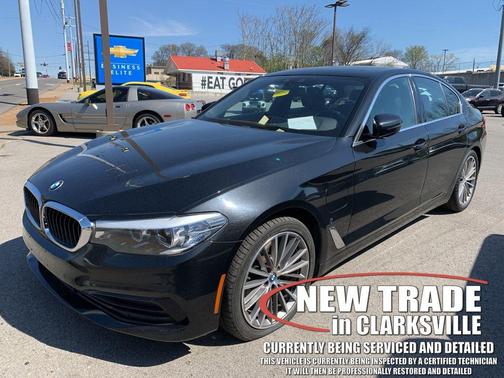 Black Sapphire Metallic 2019 BMW 530e iPerformance