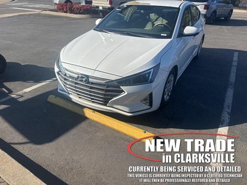 2019 Hyundai ELANTRA SE