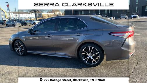 2019 Toyota Camry Hybrid XLE