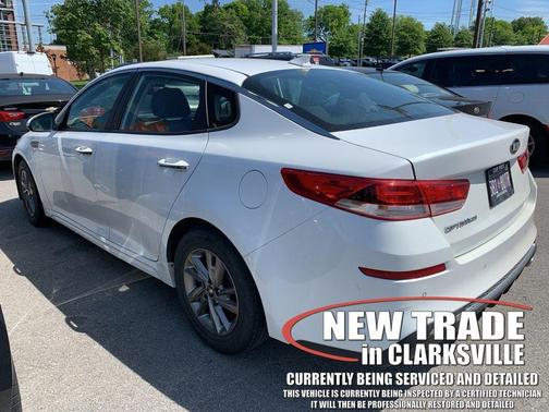 Snow White Pearl 2019 Kia Optima LX