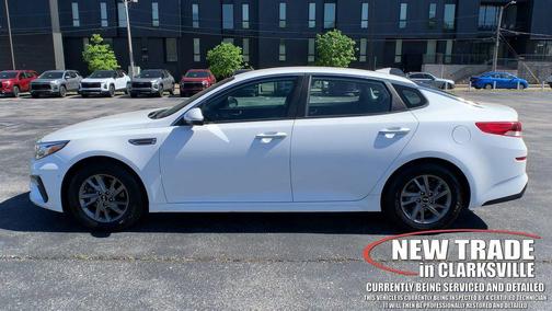 Snow White Pearl 2019 Kia Optima LX