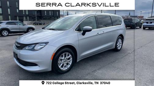 2023 Chrysler Voyager LX